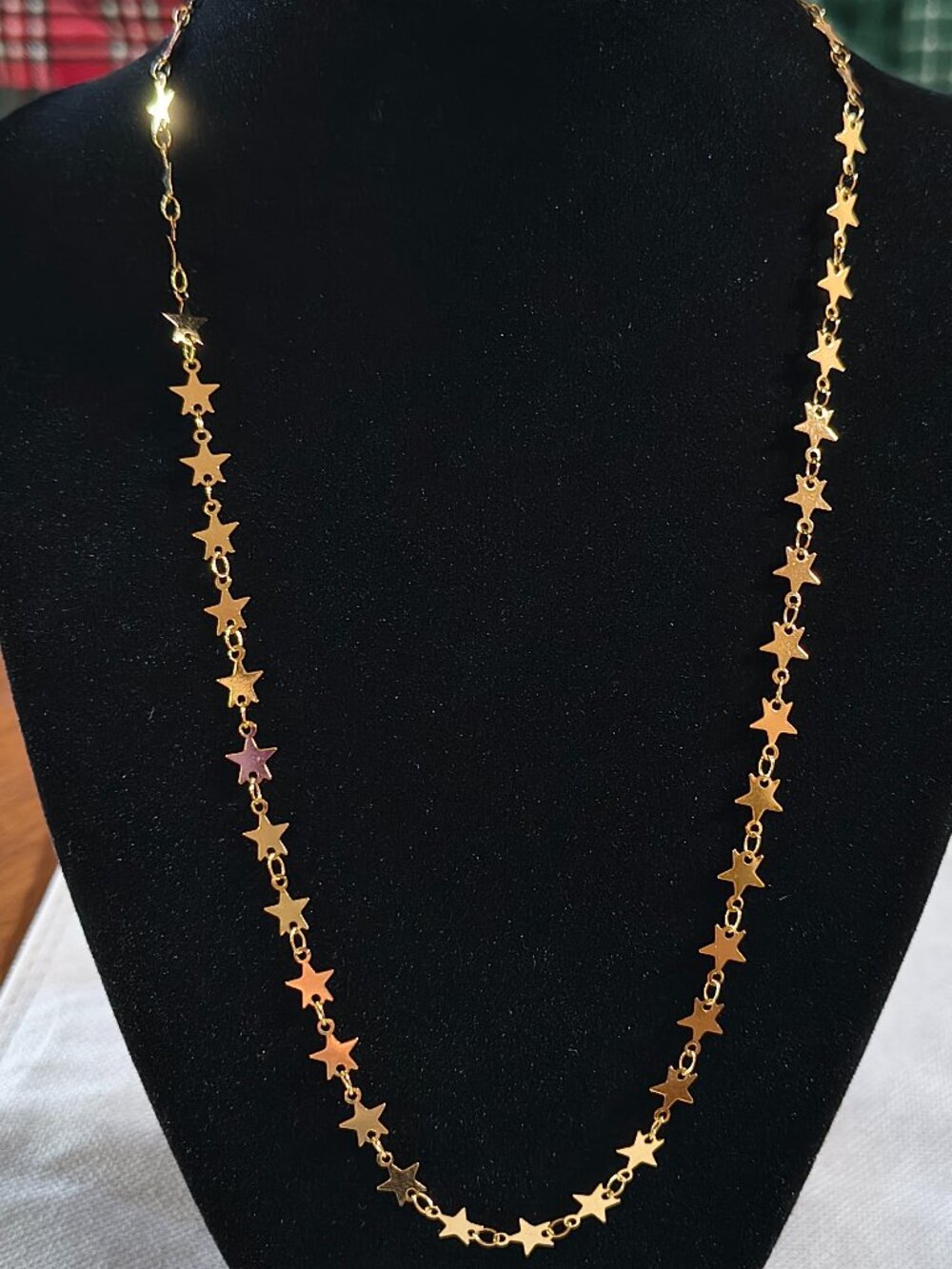 Metalic Gold-Tone Star Necklace NWOT - Picture 5 of 8